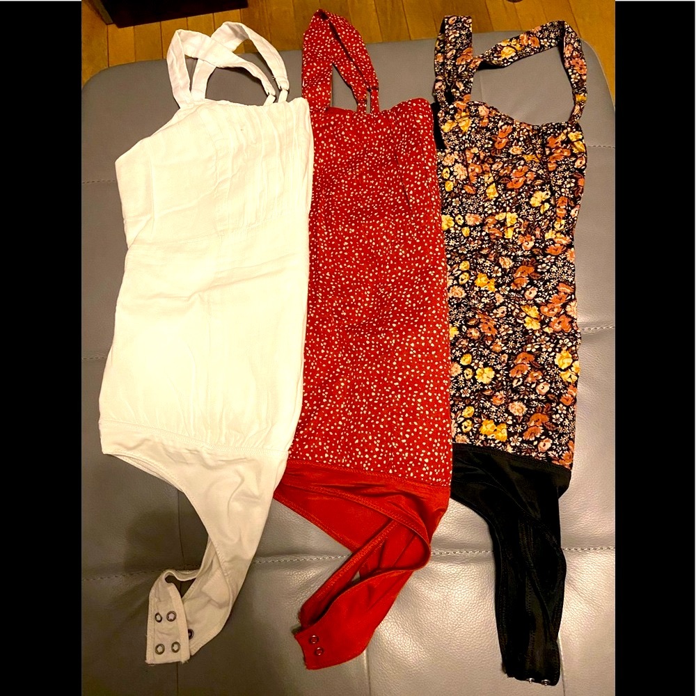3 cute bodysuit 👍